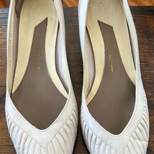 Fanfares Elegant Cream Pumps